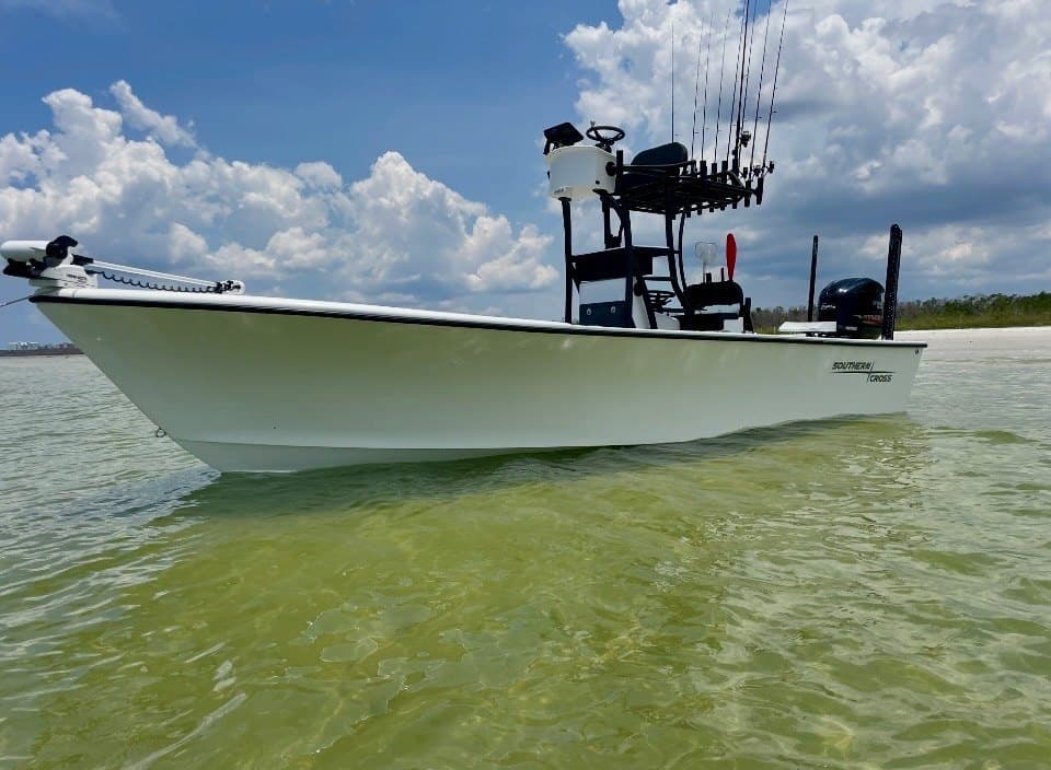Capt. Alan's 26 foot Southern Cross bay boat on the flats